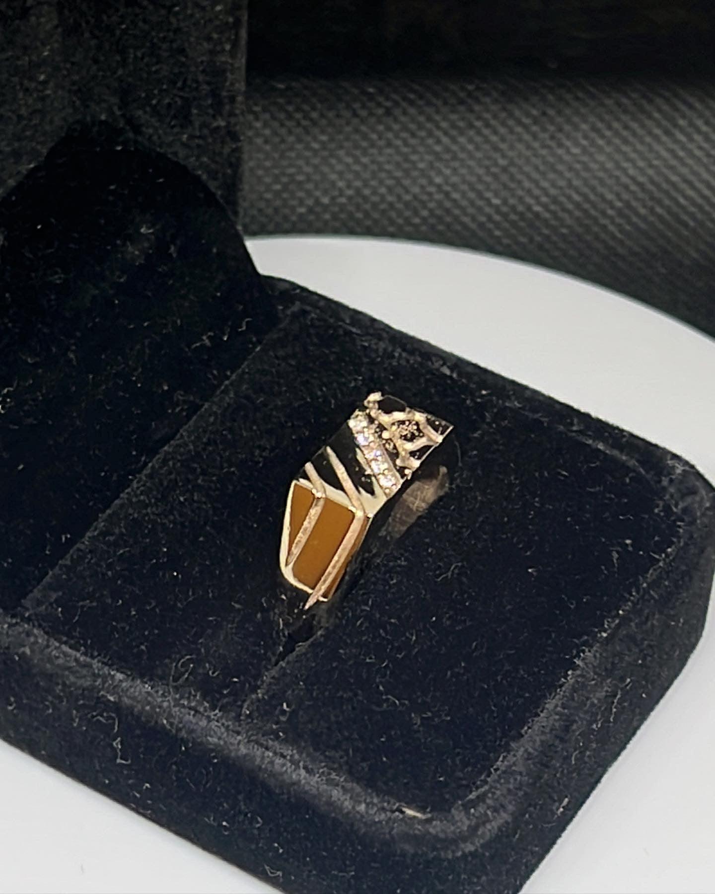 9ct Gold Diamond Nugget Ring - Fuegold Jewellery