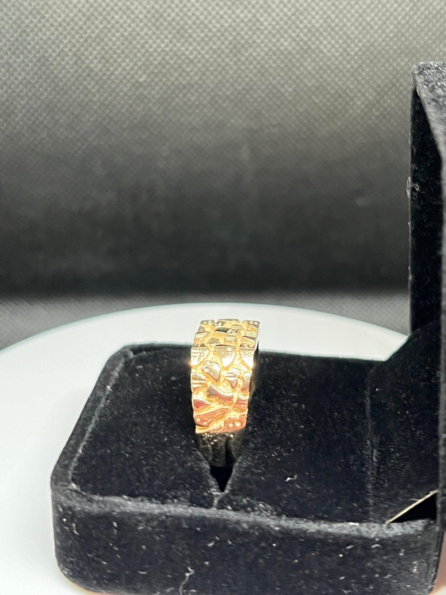9ct Yellow Gold Heavy Textured Ring - Fuegold Jewellery