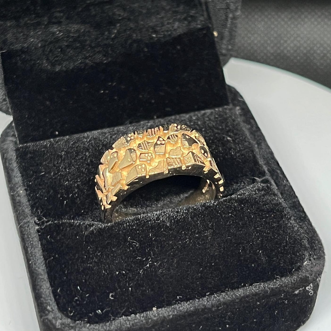 9ct Yellow Gold Heavy Textured Ring